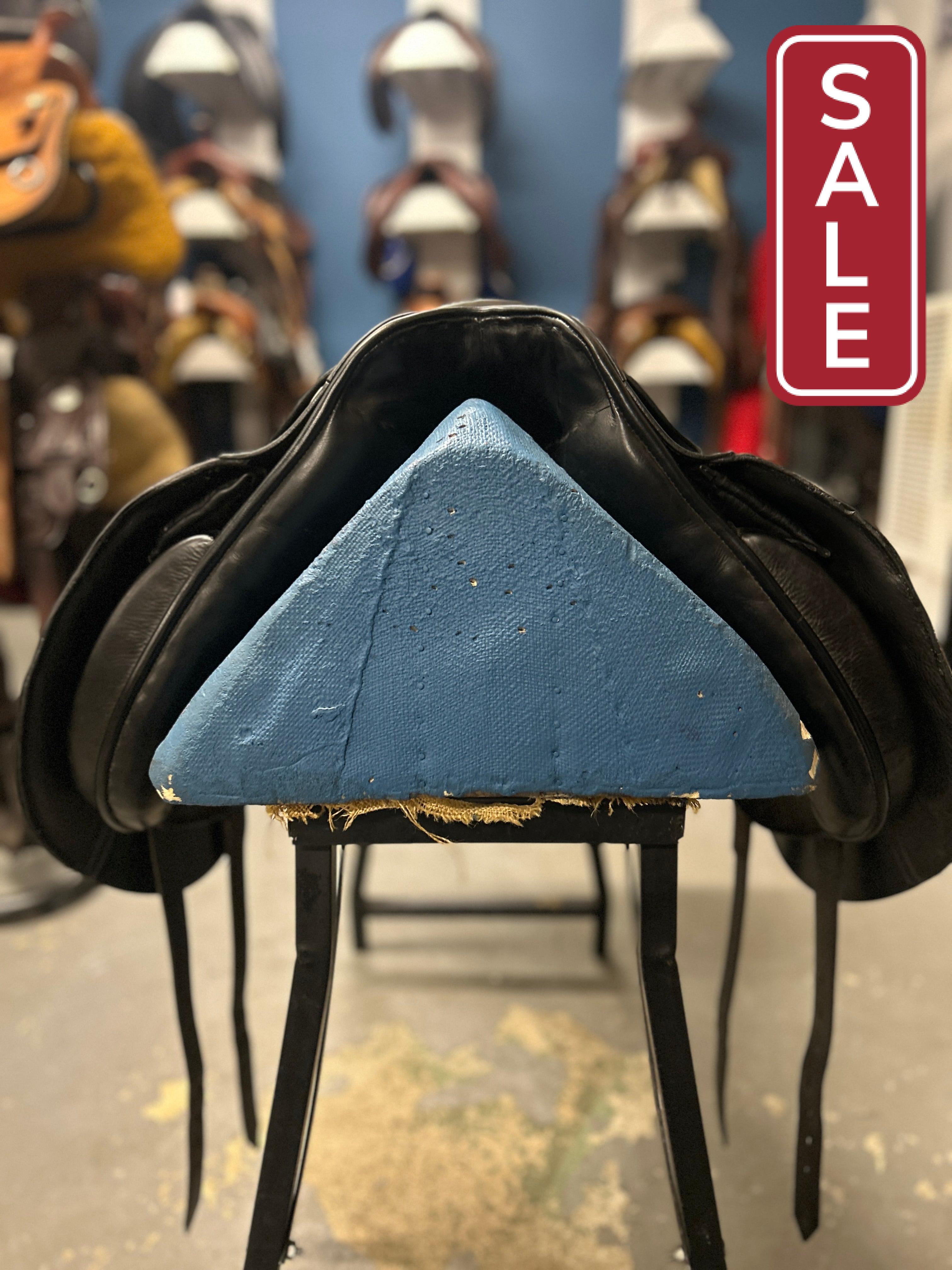 17.5" Passier Relevant Dressage Saddle-Saddle-Consignment-Evolution Equestrian Co.