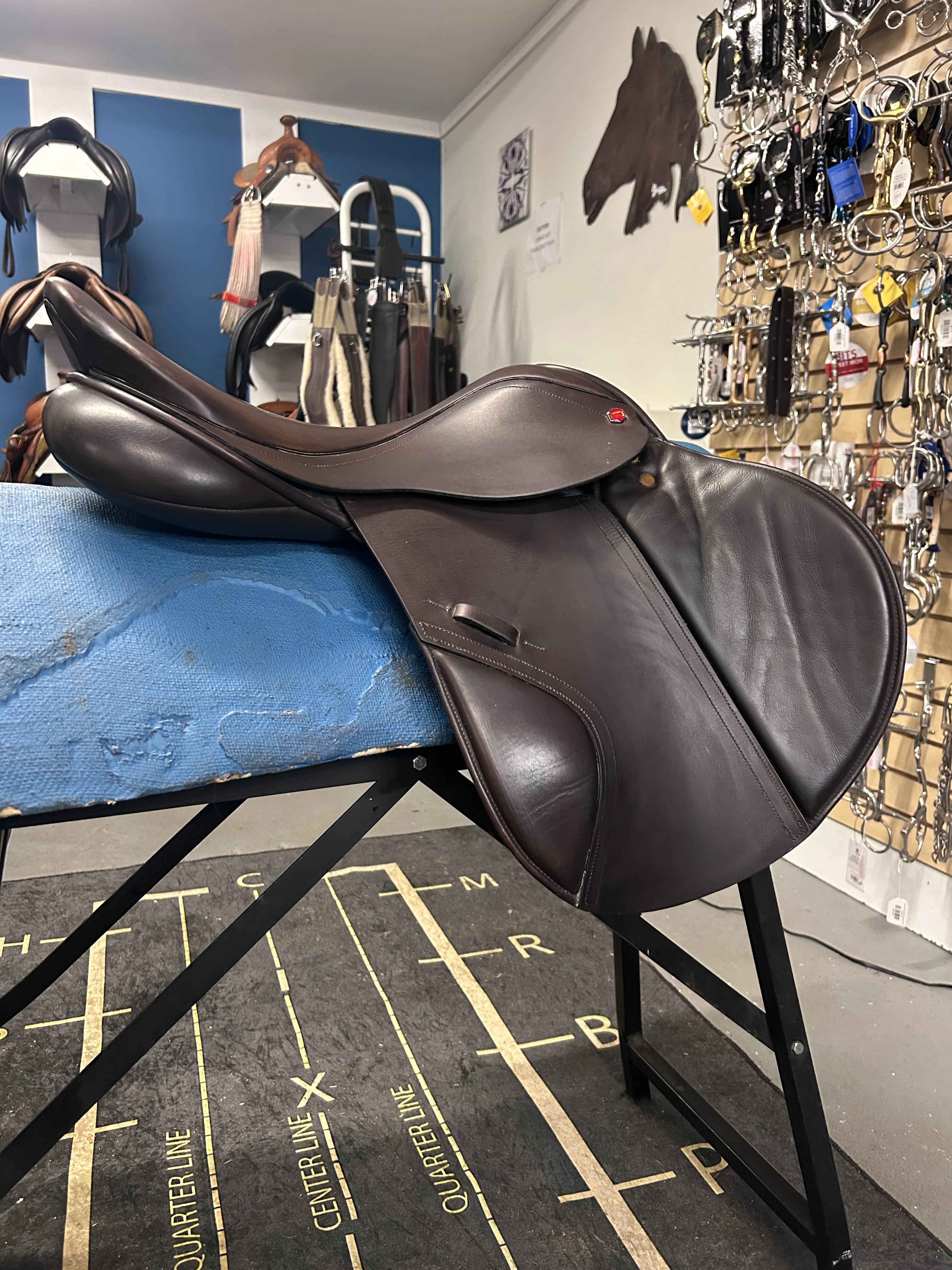 18" Albion Legend K2 Close Contact Saddle-Saddle-Consignment-Evolution Equestrian Co.