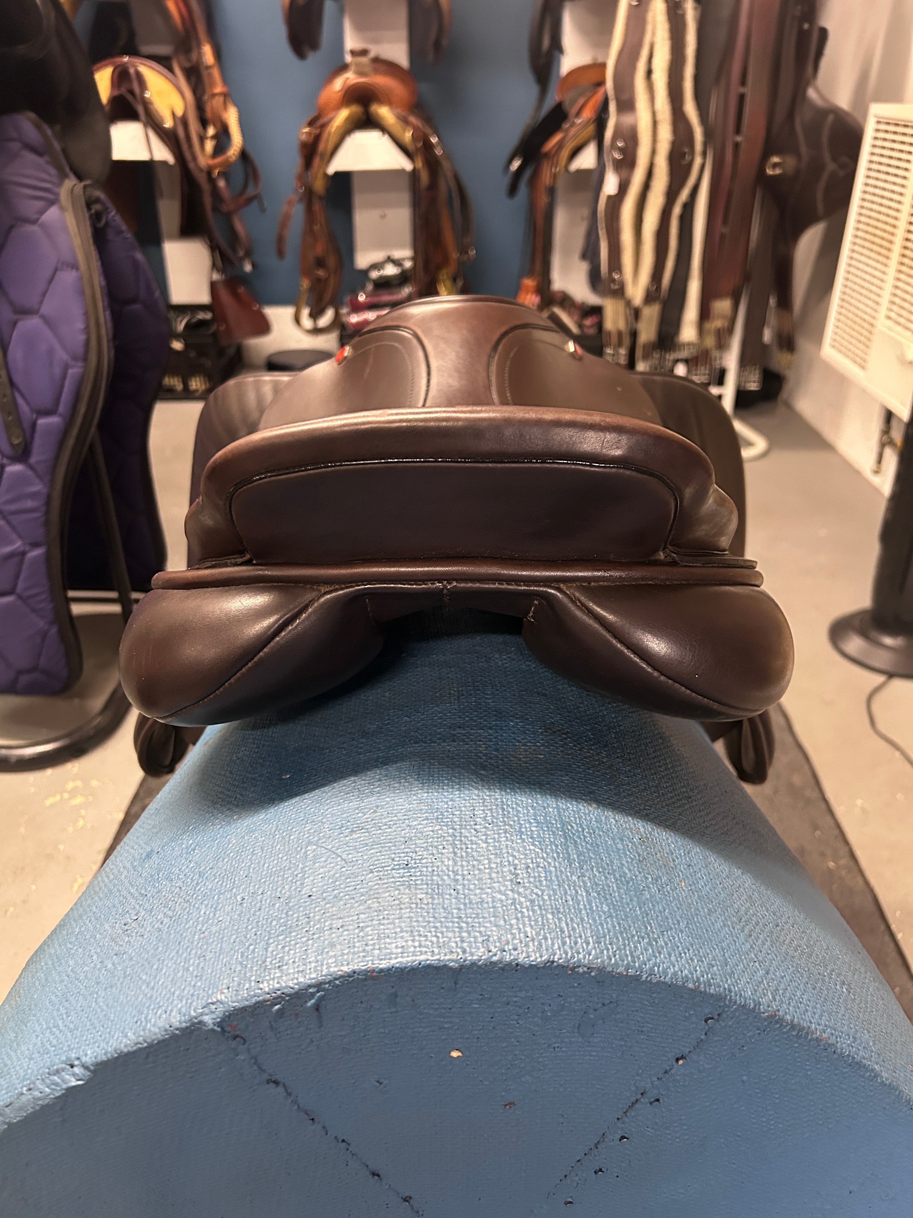 18" Albion Legend K2 Close Contact Saddle-Saddle-Consignment-Evolution Equestrian Co.