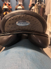 Load image into Gallery viewer, 18&quot; Frank Baines Adagio Dressage Saddle-Saddle-Consignment-Evolution Equestrian Co.

