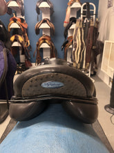 Load image into Gallery viewer, 18&quot; Frank Baines Adagio Dressage Saddle-Saddle-Consignment-Evolution Equestrian Co.

