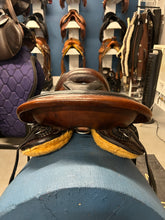 Load image into Gallery viewer, 15.5&quot; Synergist Endurance Saddle
