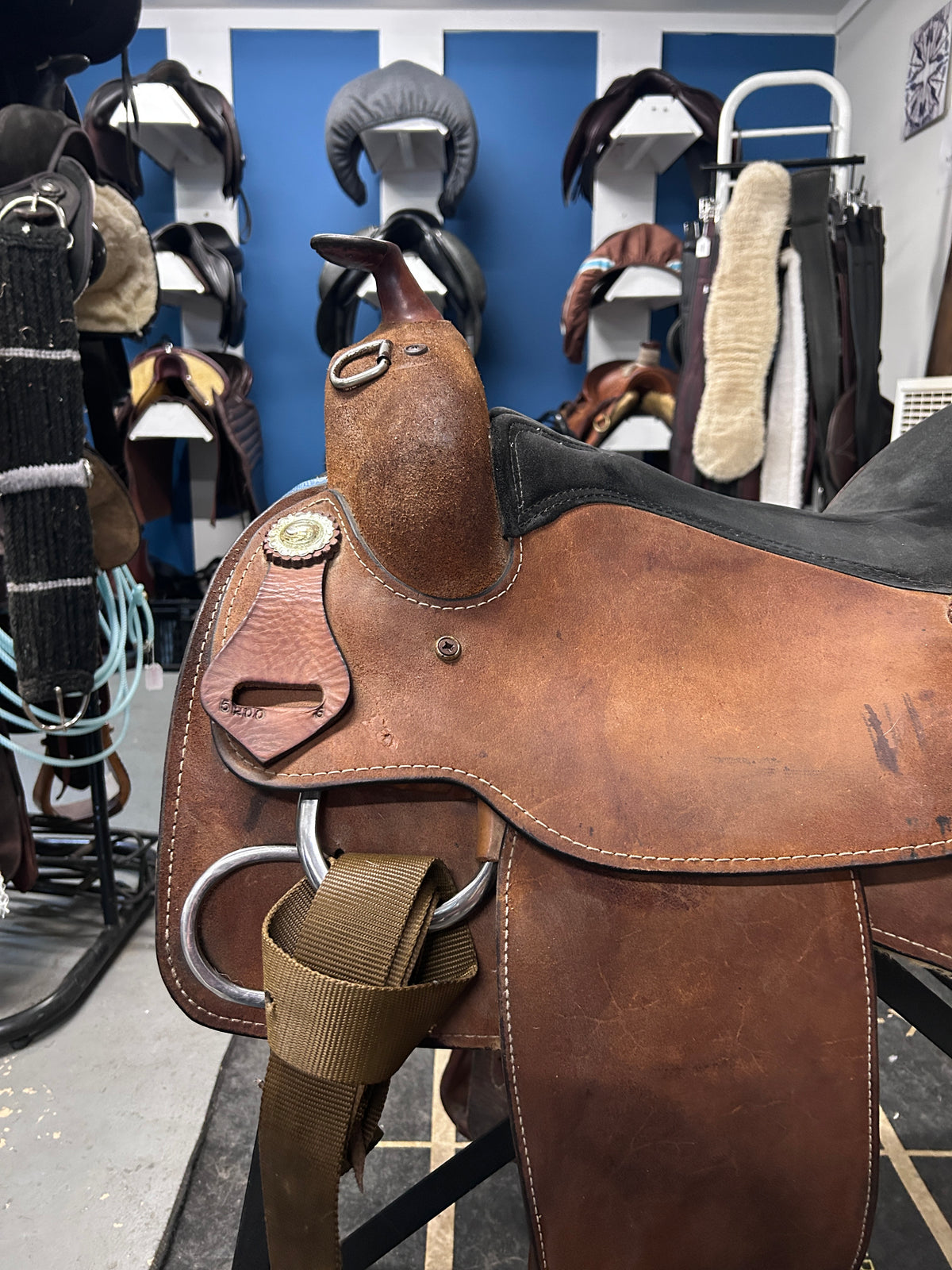 16" Rough-Out Western Training Saddle