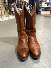 Load image into Gallery viewer, Boulet Brown Cowboy Boots 6
