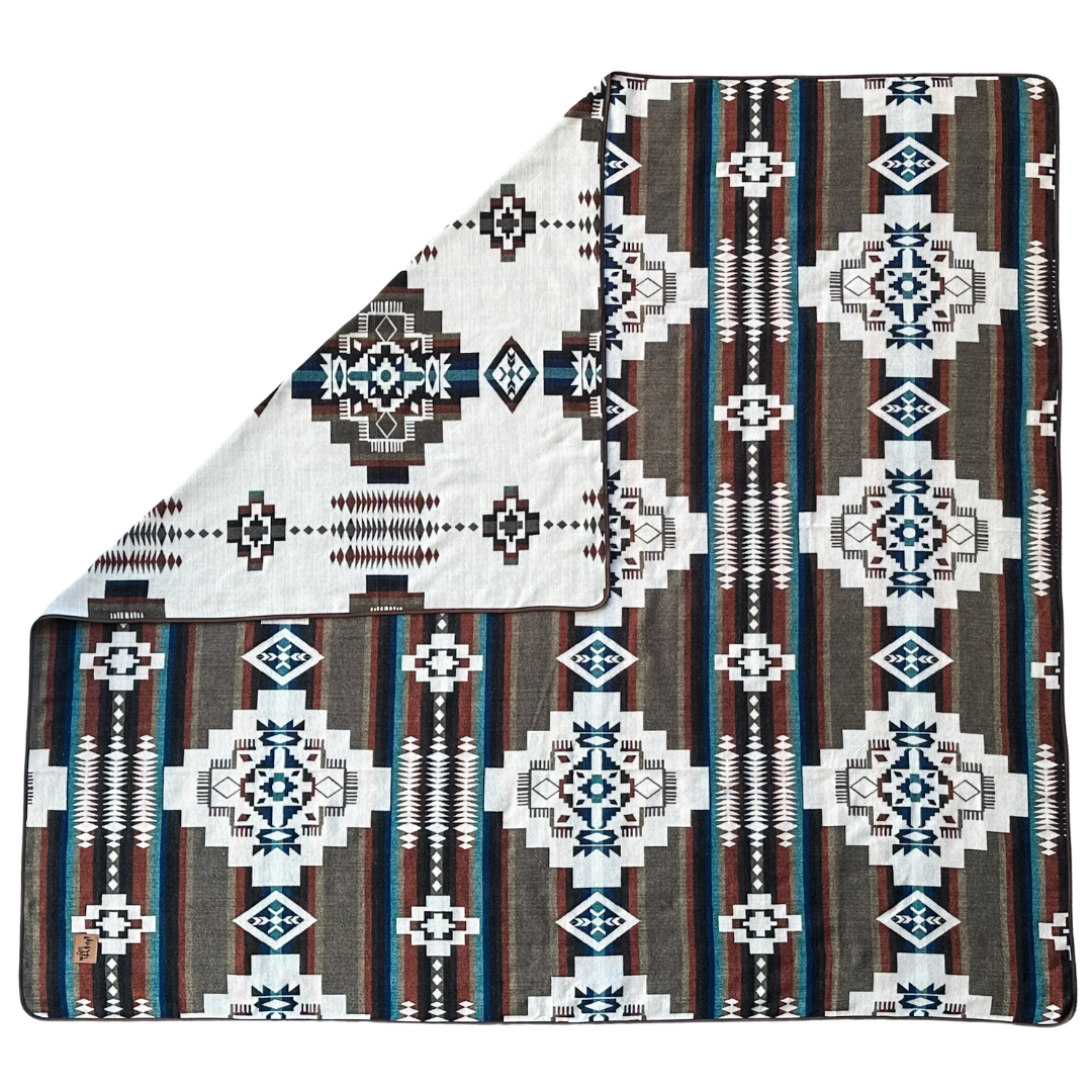 Wylde Brigade - Tumbaco Reversible Blanket: Throw-Wylde Brigade-Evolution Equestrian Co.