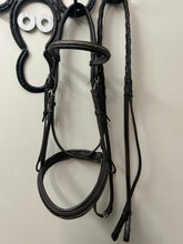 Load image into Gallery viewer, BR English Bridle with Reins
