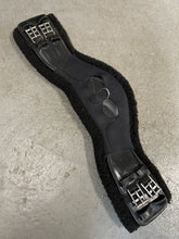 Load image into Gallery viewer, Total Saddle Fit Shoulder Fit Relief Dressage Girth 24&quot;

