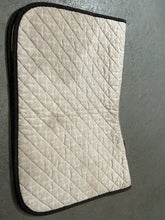 Load image into Gallery viewer, Oglivy Off-White Baby Pad
