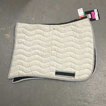 Load image into Gallery viewer, Coopers Ridge Dressage Saddle Pad
