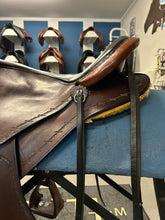 Load image into Gallery viewer, 15.5&quot; Synergist Endurance Saddle
