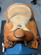 Load image into Gallery viewer, 12&quot; Alamo Saddlery Kids Western Saddle
