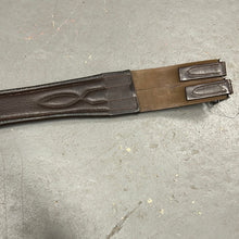 Load image into Gallery viewer, English Leather Girth 46&quot;
