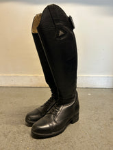 Load image into Gallery viewer, Mountain Horse Field Boots 6W
