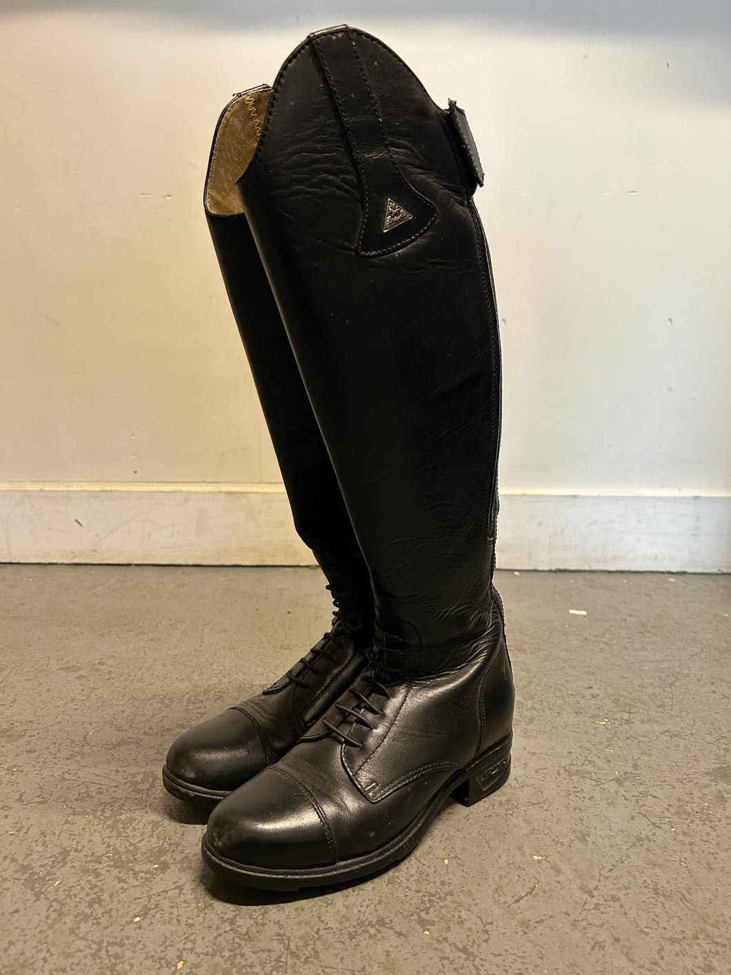 Mountain Horse Field Boots 6W