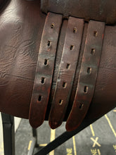 Load image into Gallery viewer, 15-3/4&quot; Pessoa Pony Saddle
