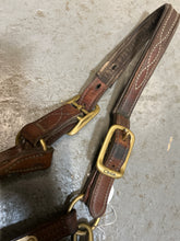 Load image into Gallery viewer, Walsh Leather Halter Warmblood

