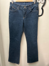 Load image into Gallery viewer, Wrangler Q-Baby Jeans 7/8 x 30
