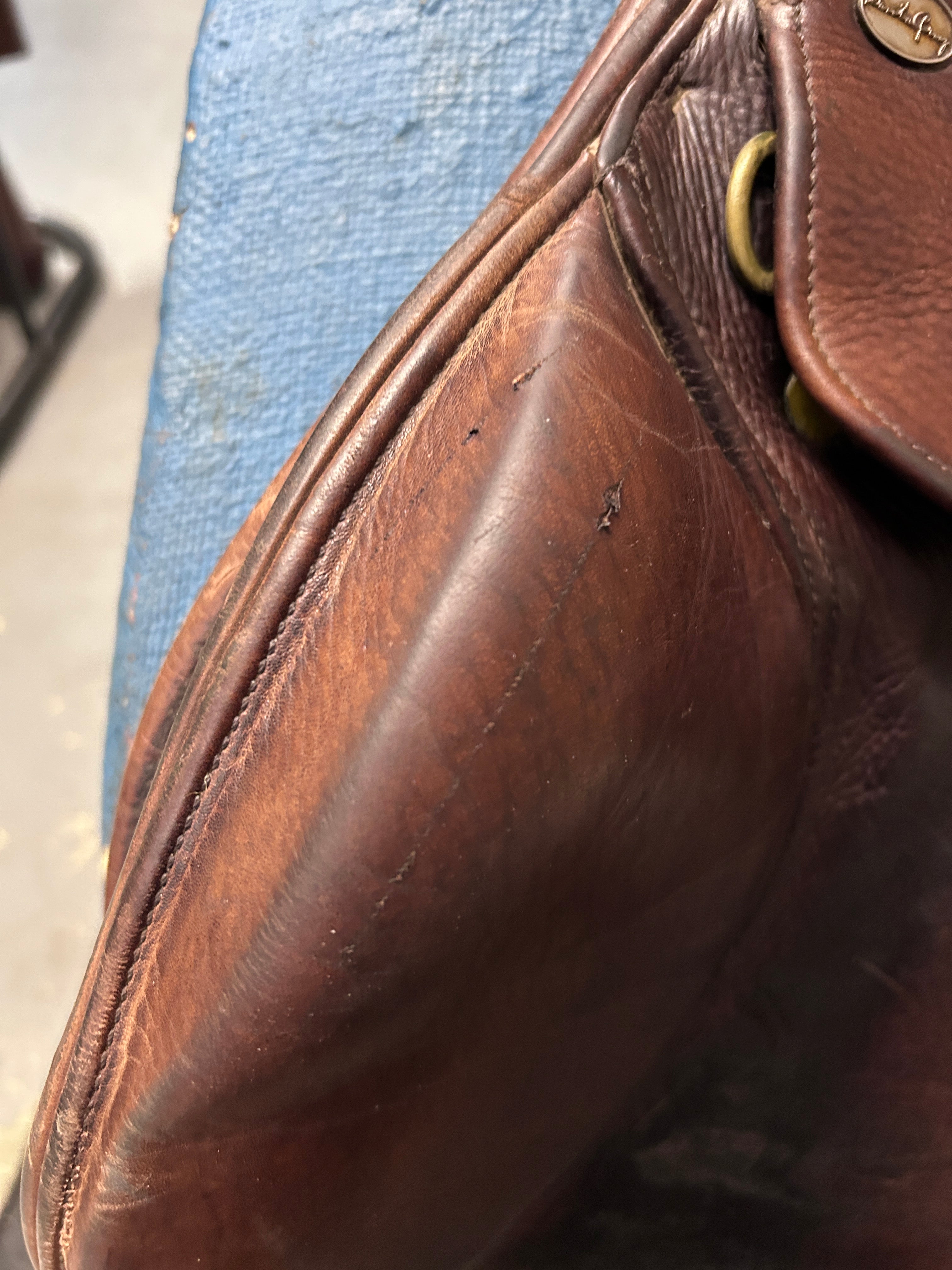 17.5" Santa Cruz Close Contact Saddle