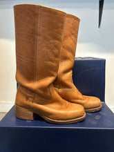 Load image into Gallery viewer, Frye Women’s Campus 14L Boots – 7.5M
