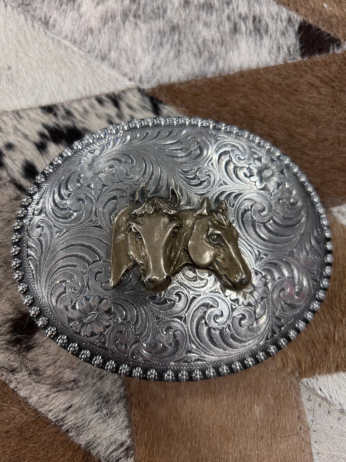 Wage Double Horse Head Belt Buckle