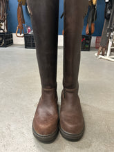 Load image into Gallery viewer, Mountain Horse Mountain Rider Tall Boots 9W
