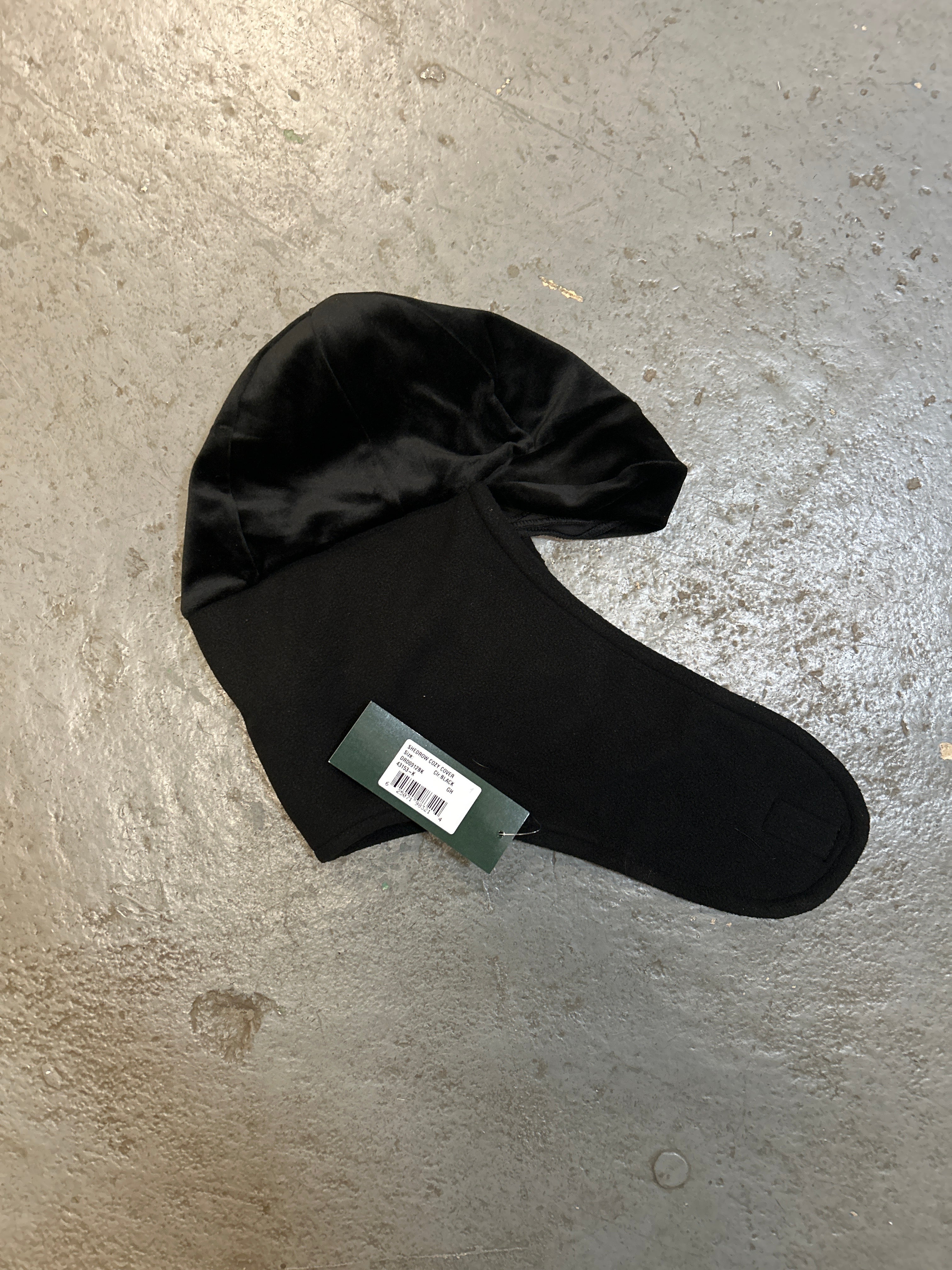 Shedrow Cozy Cover