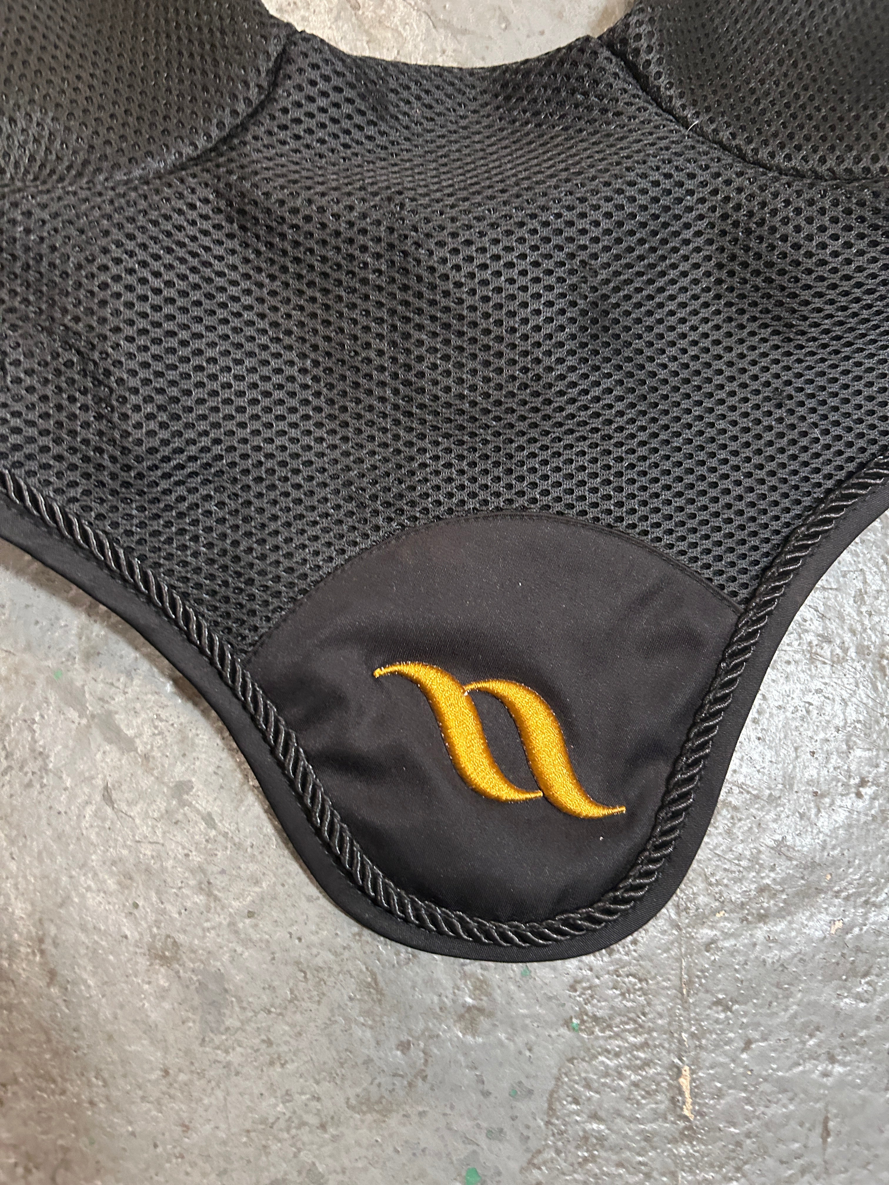 Back on Track Airflow Bonnet