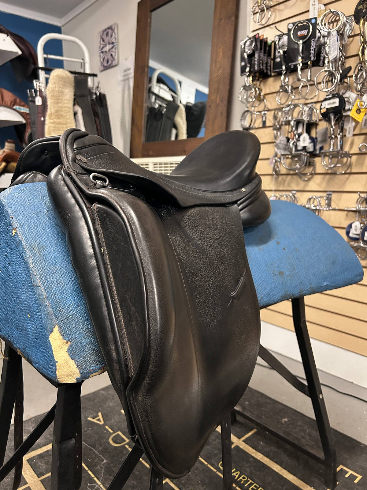 17" Albion Platinum Ultima Dressage Saddle