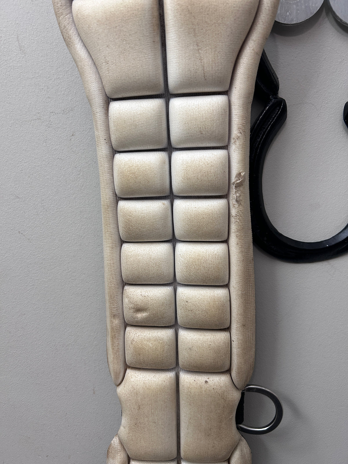 Weaver Airflex Cinch 28"
