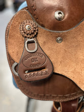 Load image into Gallery viewer, 16.5&quot; DK Western Wade Saddle
