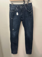 Load image into Gallery viewer, Silver Jeans Boyfriend 29x29
