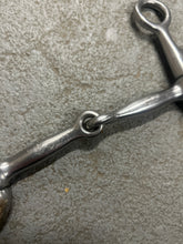 Load image into Gallery viewer, Hanging Cheek Snaffle 4.75&quot;
