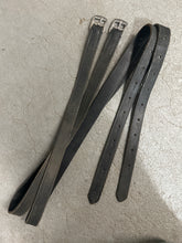 Load image into Gallery viewer, Black English Stirrup Leathers 1&quot; x 63&quot;
