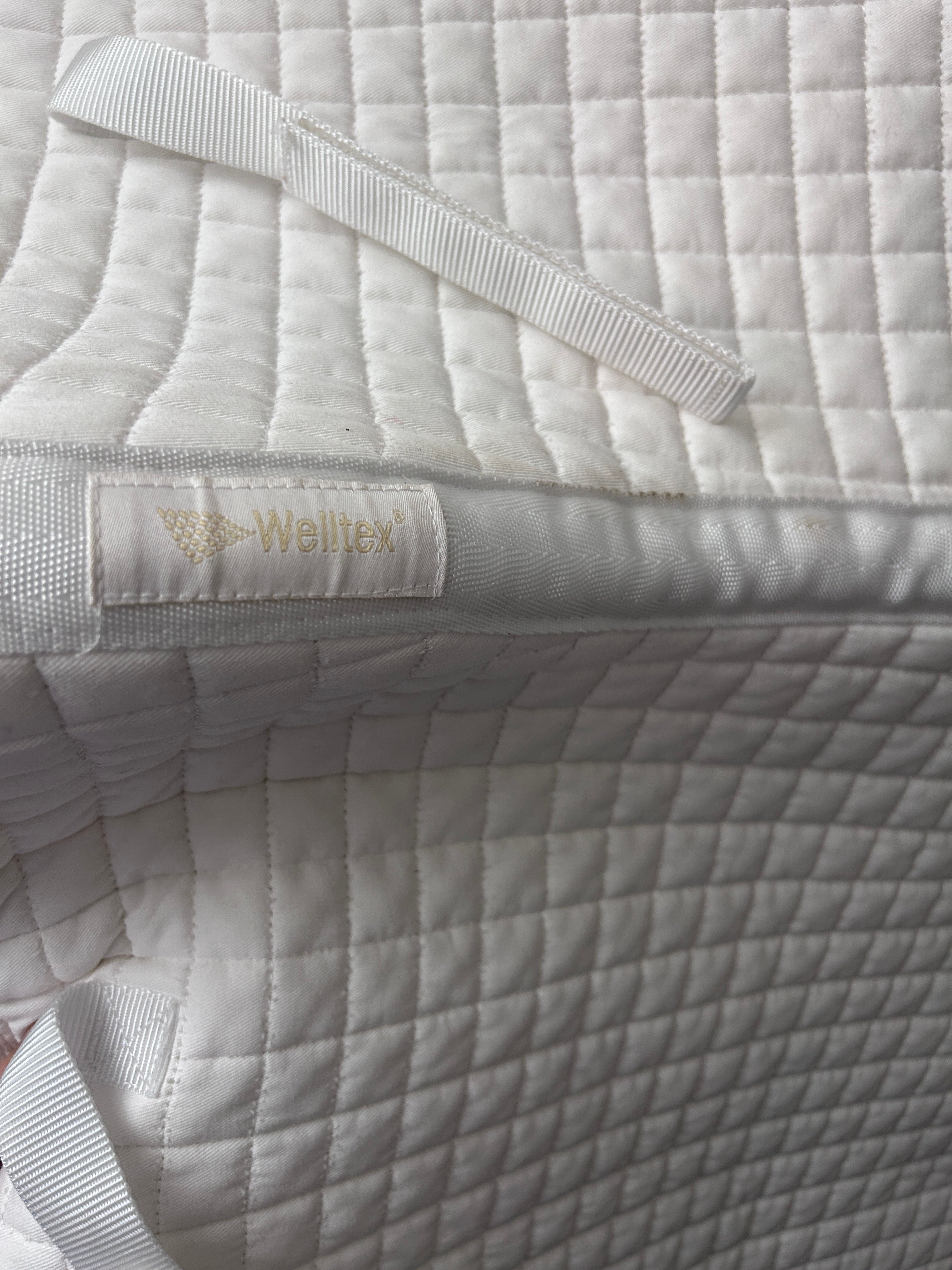 Back on Track White Dressage Saddle Pad