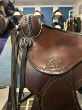 Load image into Gallery viewer, 15.5&quot; Synergist Endurance Saddle
