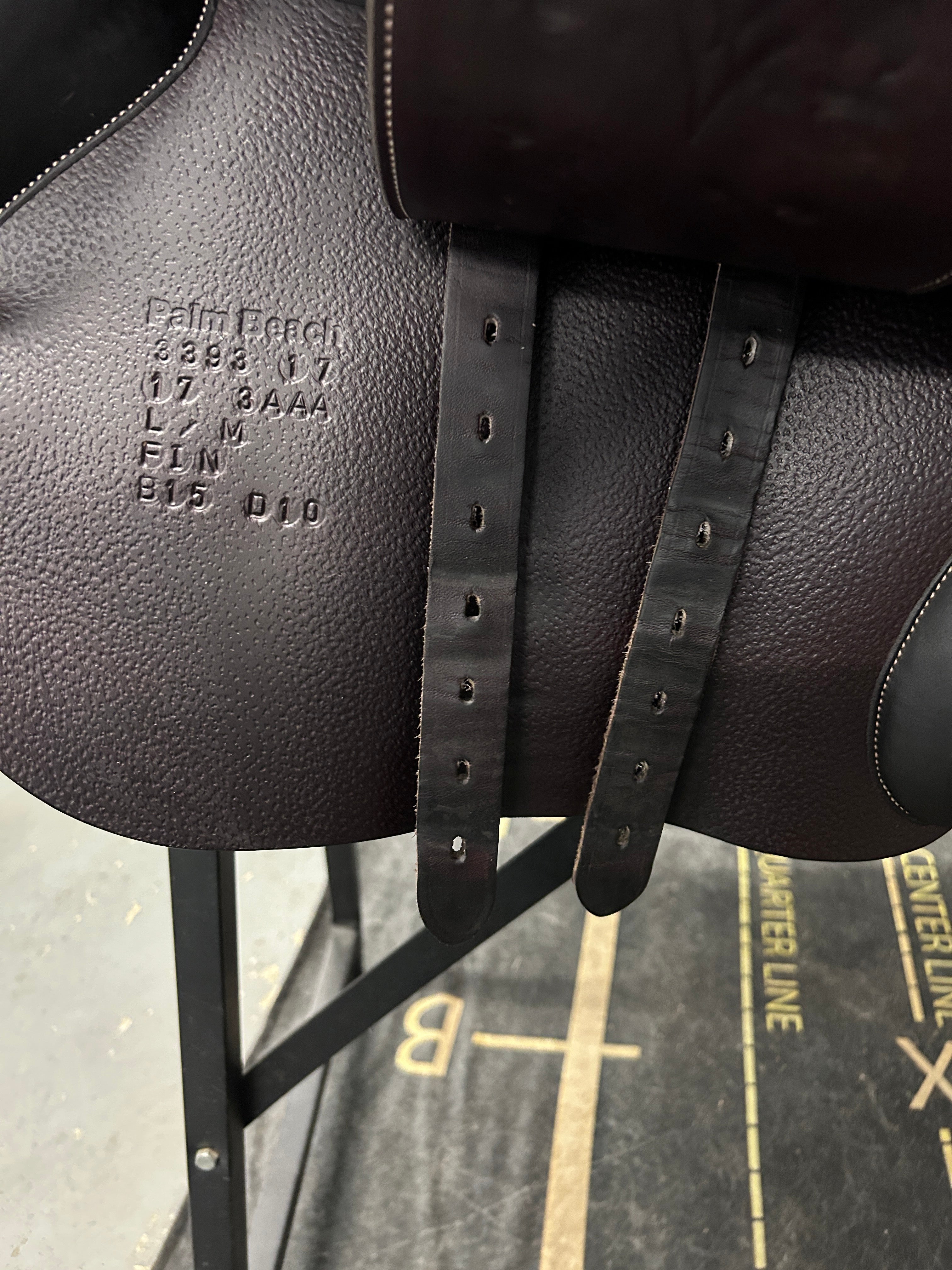 17" Voltaire Palm Beach 3AAA Close Contact Saddle