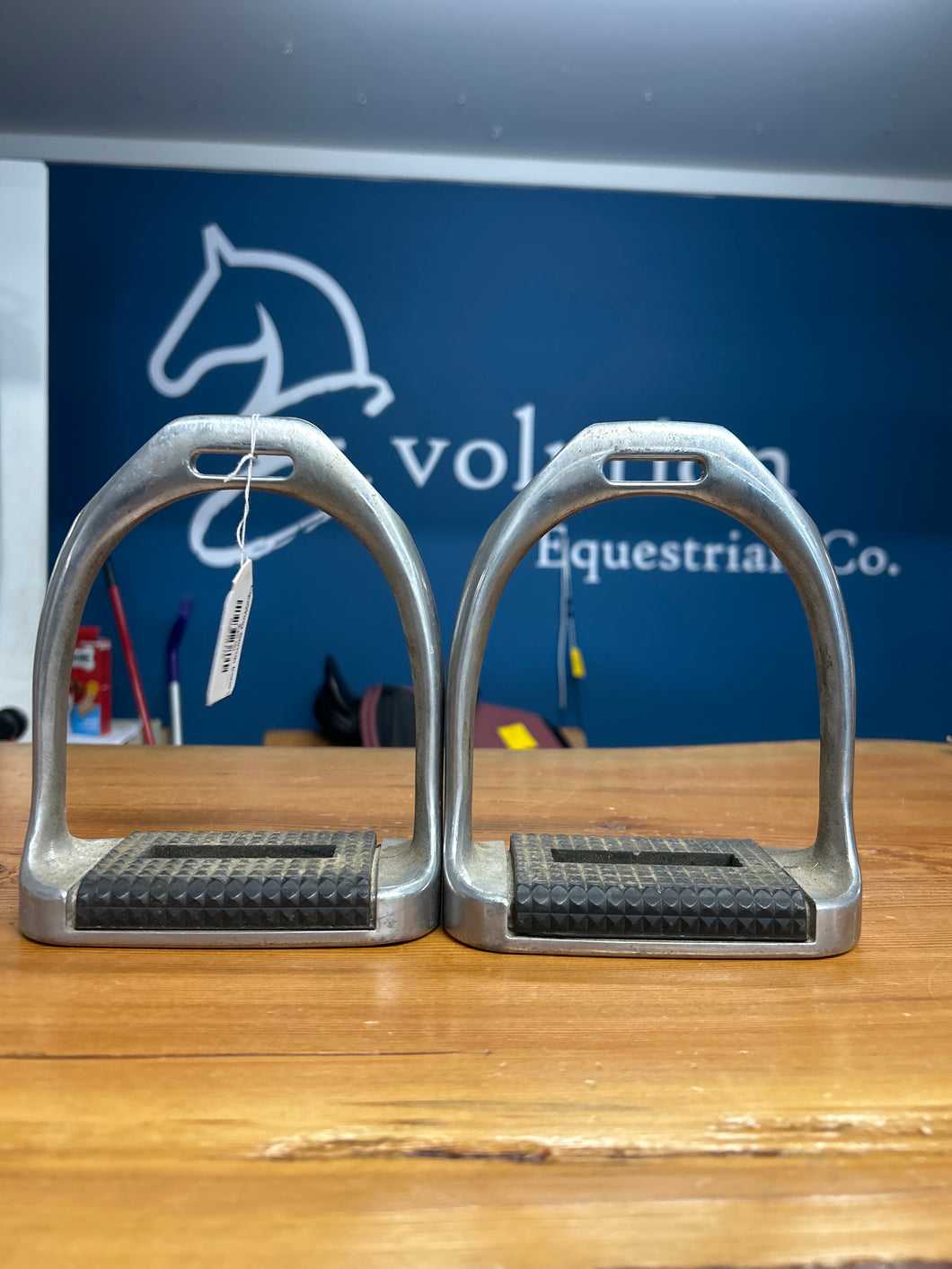 EquiWing Stirrup Irons