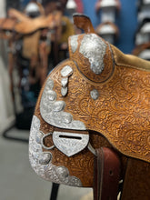 Load image into Gallery viewer, 16.5&quot; Custom Blue Ribbon Western Show Saddle

