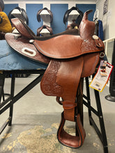 Load image into Gallery viewer, 17&quot; Big Horn Halfinger Saddle
