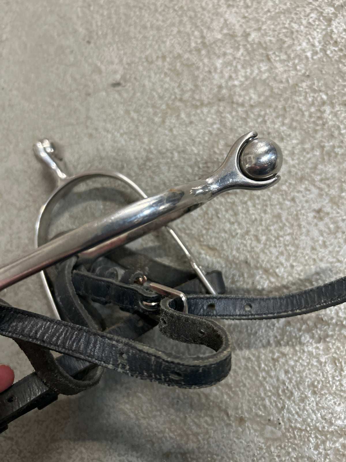 English Roller Ball Spurs with Straps