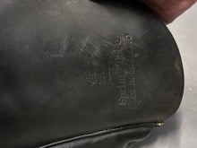 Load image into Gallery viewer, 17&quot; Lovatt &amp; Ricketts Dressage Saddle
