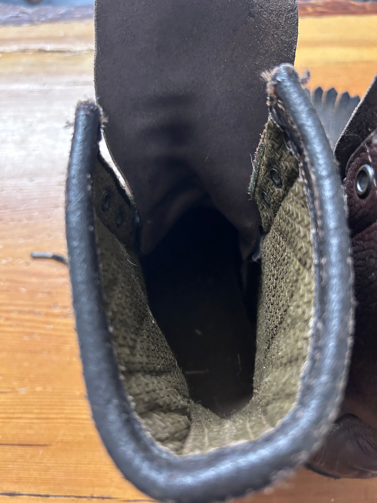 Canada West Braham Lace Up Boots 9/10