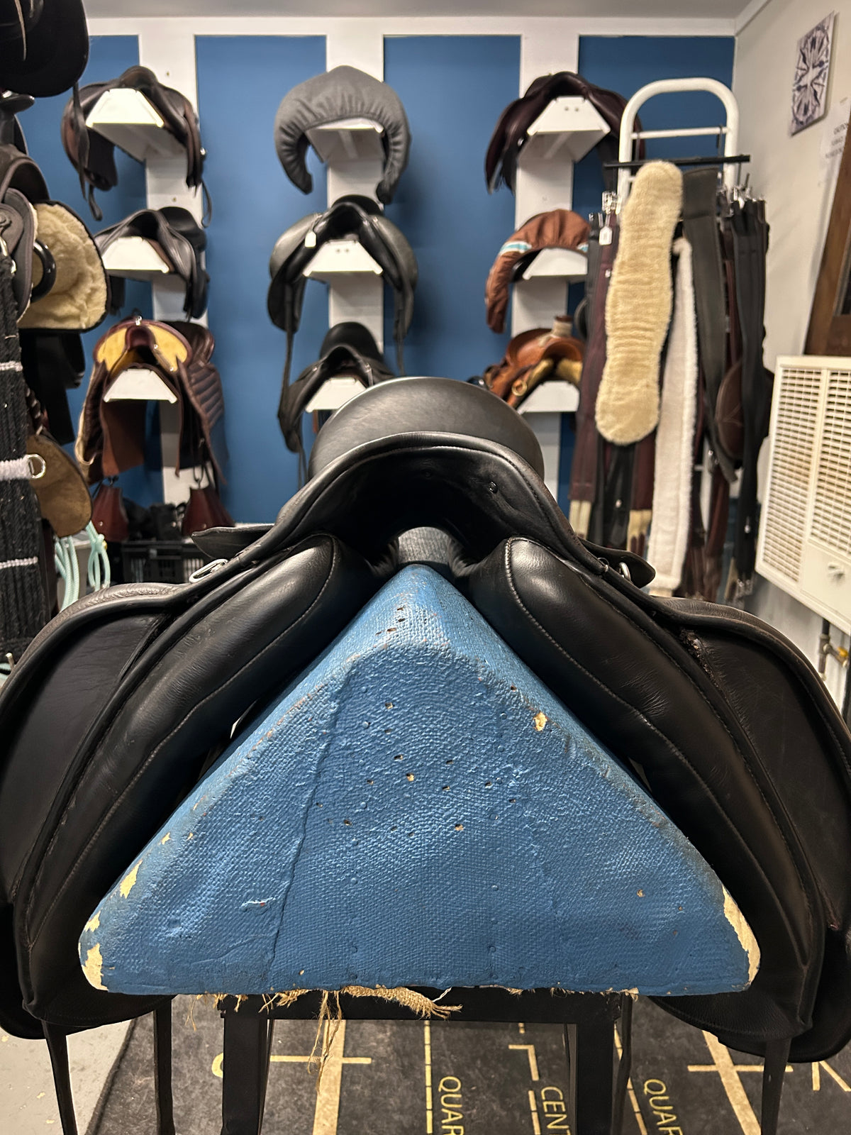17" Albion Platinum Ultima Dressage Saddle