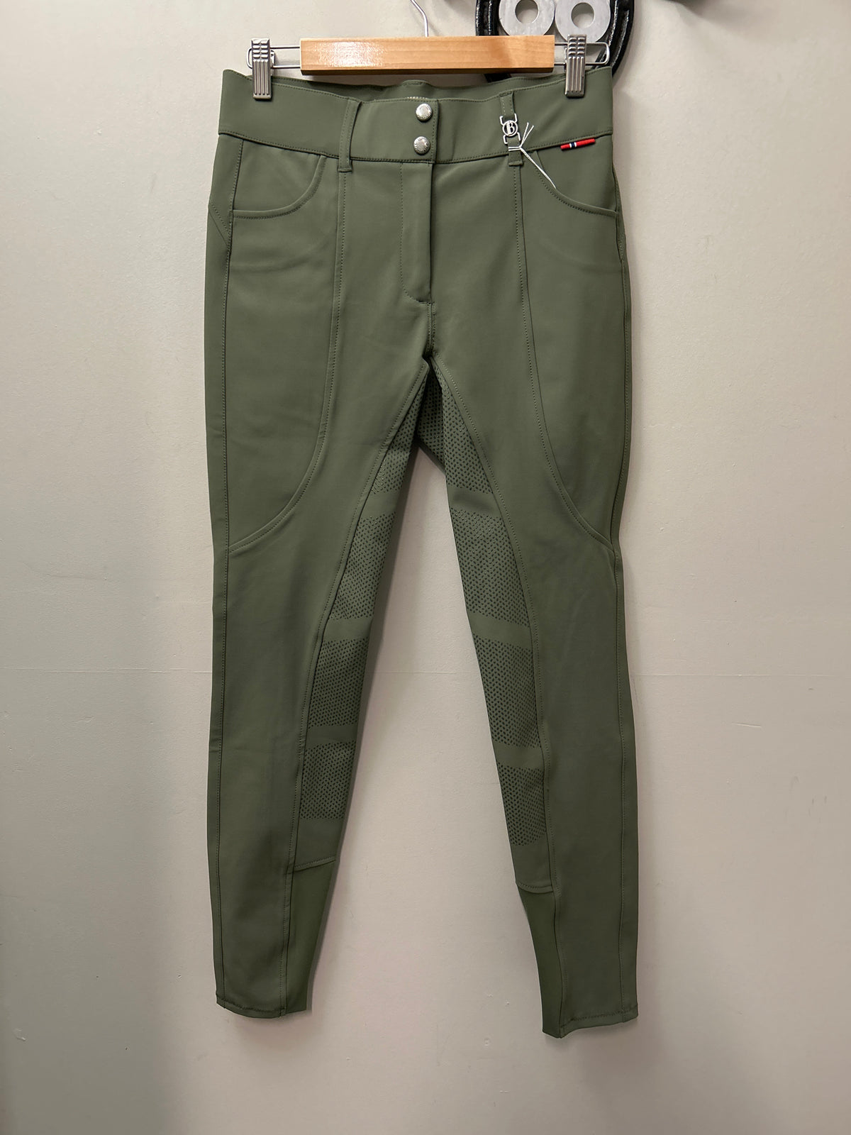 B. Vertigo Green Full Seat Breeches 24