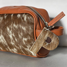 Load image into Gallery viewer, Ranchers Closet Genuine Cowhide Carry-All Bag
