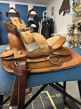 Load image into Gallery viewer, 12&quot; Alamo Saddlery Kids Western Saddle
