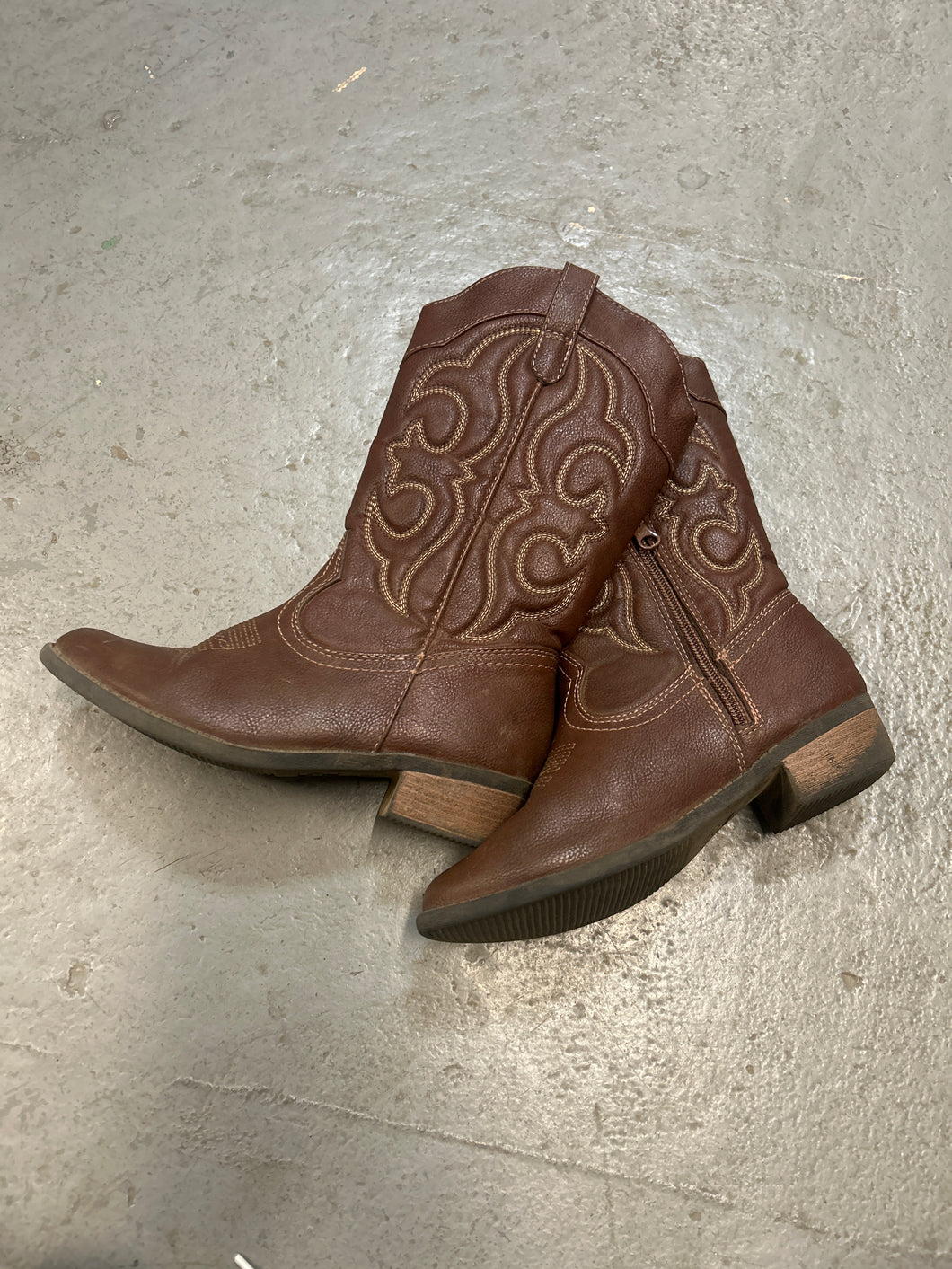 Kid's Brown Cowboy Boots 2