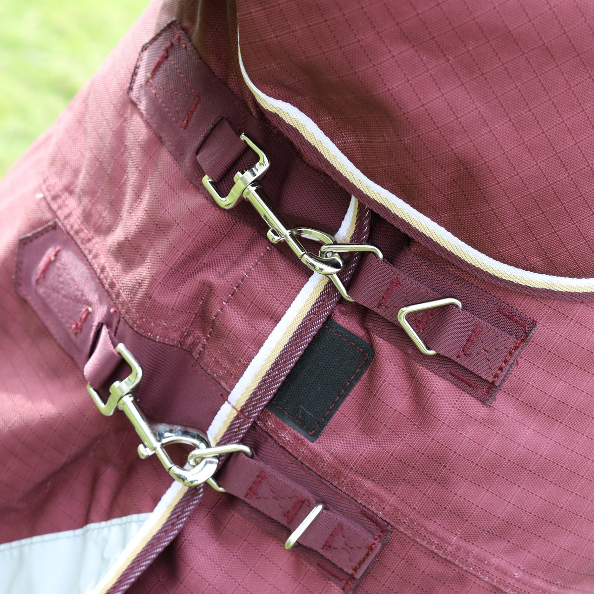 Shires Highlander Plug 100g Combo Turnout Blanket