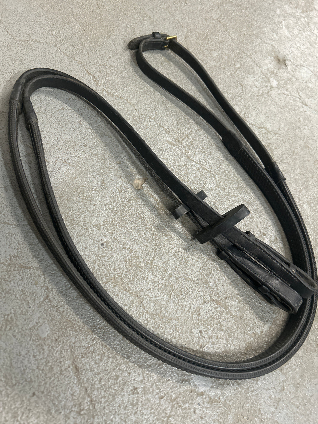 Black Rubber Reins