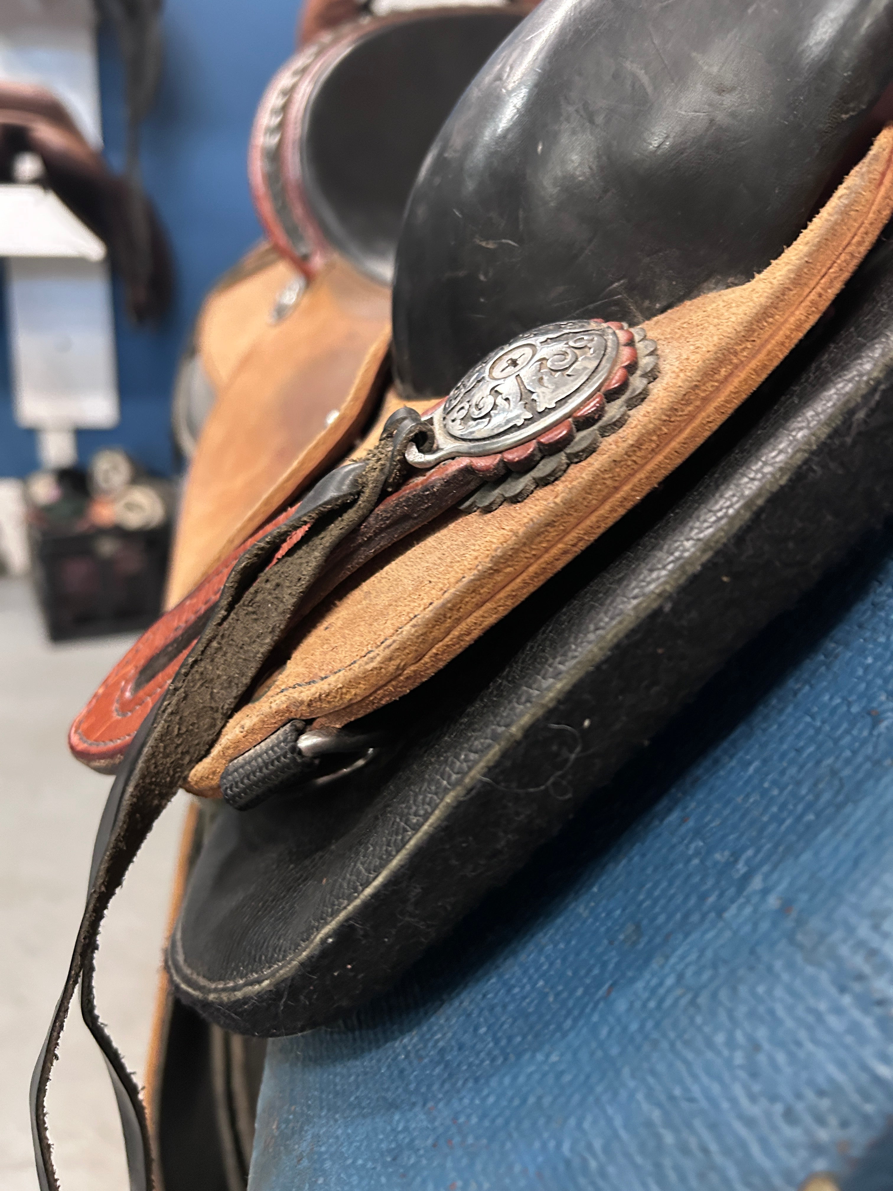 15.5" EZ-Fit Treeless Western Saddle-Saddle-Consignment-Evolution Equestrian Co.
